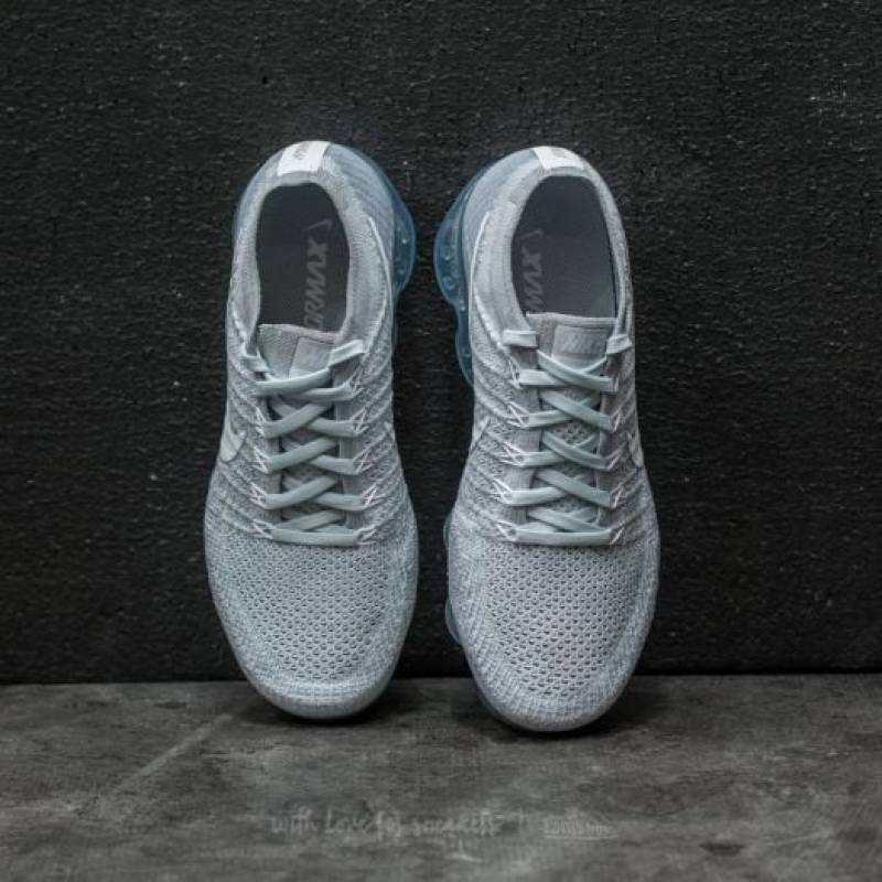 Nike Air VaporMax Flyknit Grey