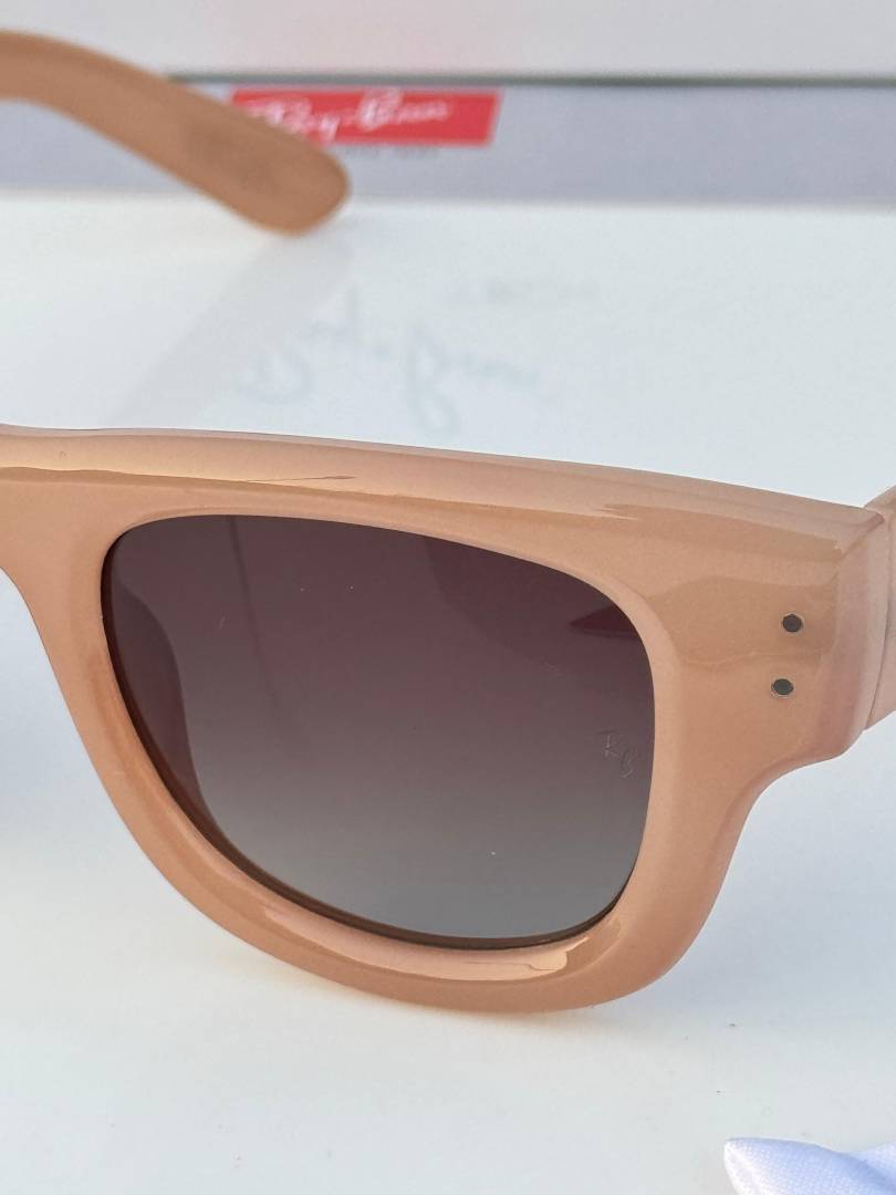 Ray-Ban 4940 puffer cream brown