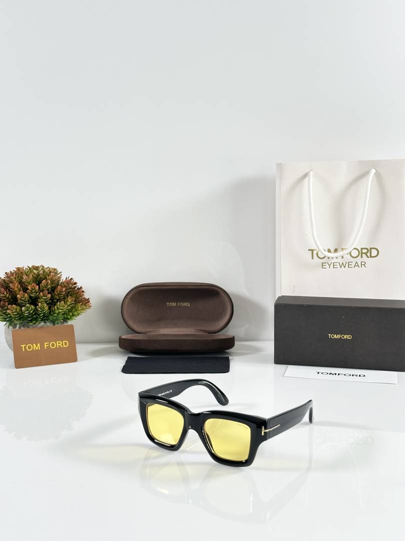 Tomfor 184 Black Yellow