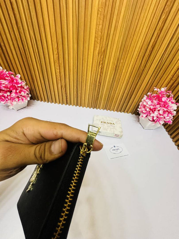 105 PRADDA PREMIUM QUALITY WALLET