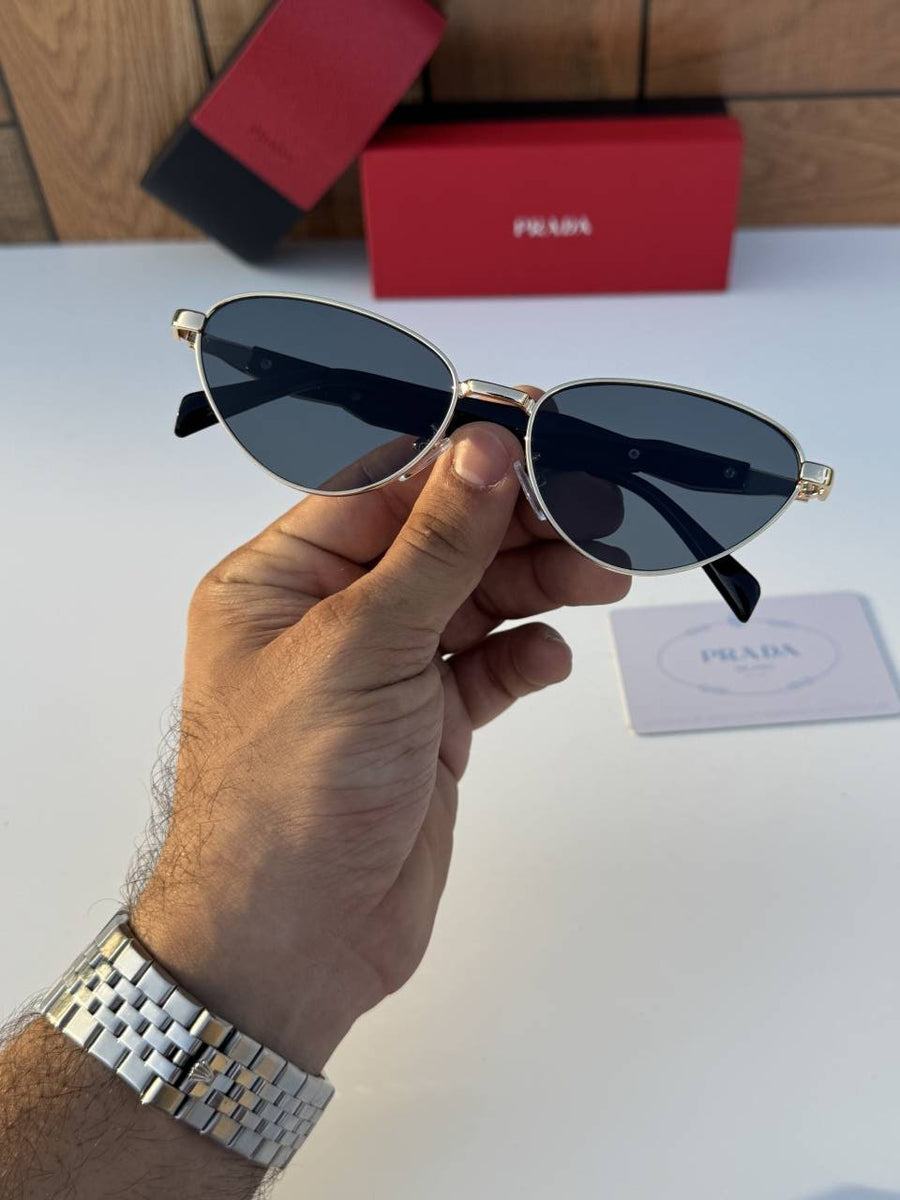 Prada_58029_gold_black
