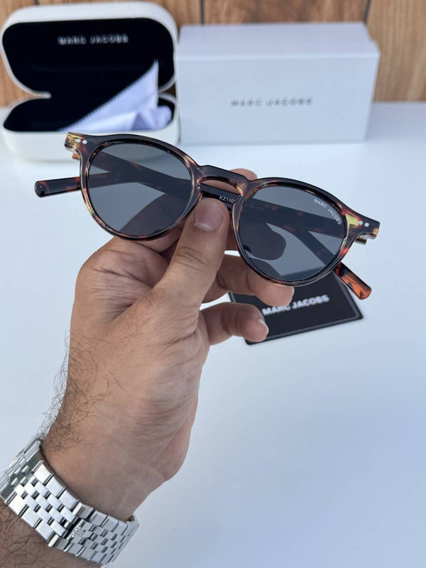 Marc_jacobs_1103_tiger_black