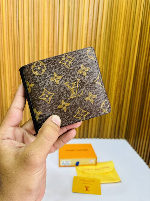 136 LV LOIUS VUTTON PREMIUM QUALITY WALLET
