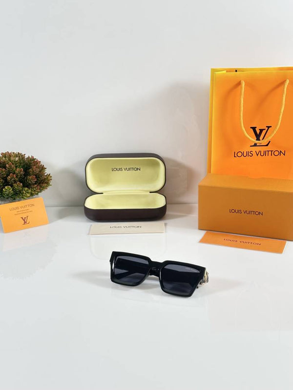 Louis Vuitton 96006 Gold Black
