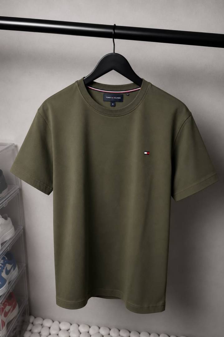 Tommy_ Hilfige_r Premium Round Neck T-Shirt with OG Box Packaging 1573 Sale VS1000