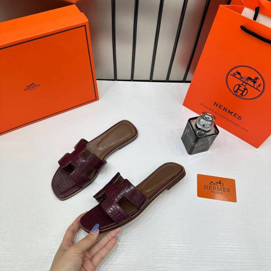 Hermes Paris Oran Flats Croc Leather White For Her With OG Box & Carry Bag Maroon Slide