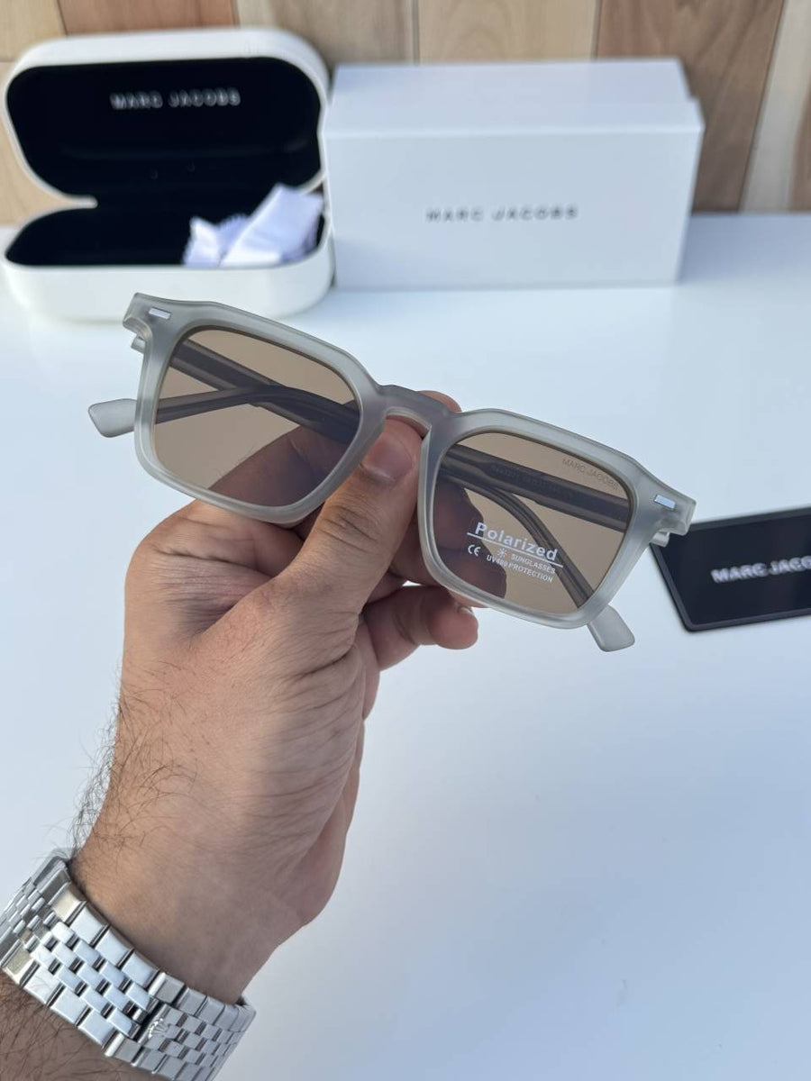 Marc_jacobs_3271_grey_brown