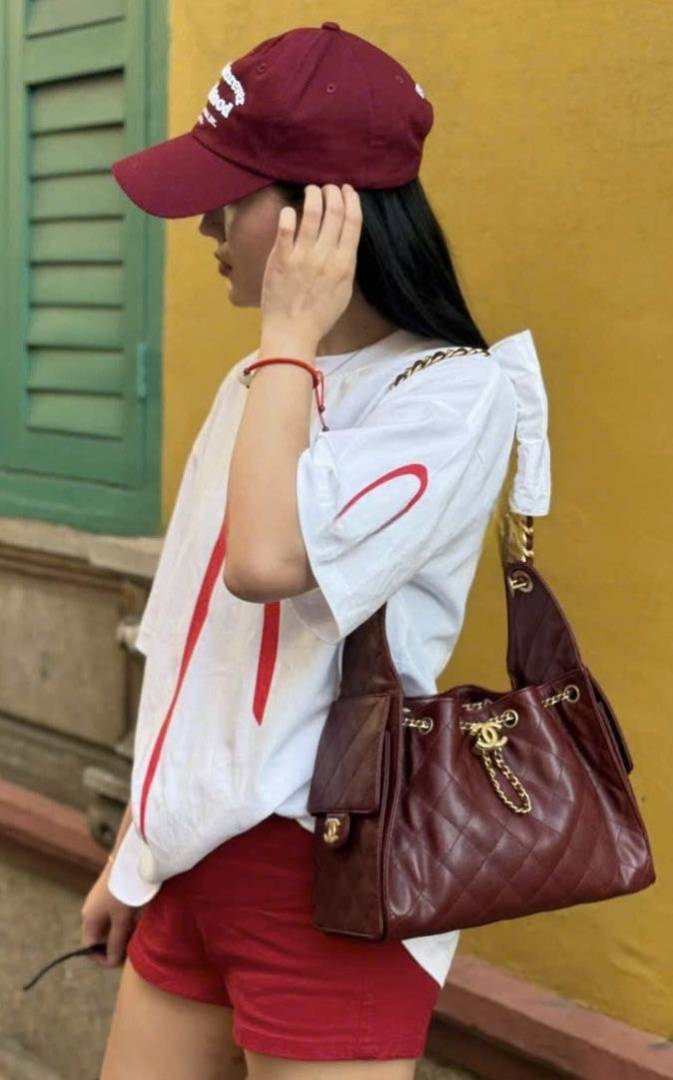 Chanel_CB_25_Wine_Medium_Shoulderbag_With_OriginalBox_CarryBag_DustCover