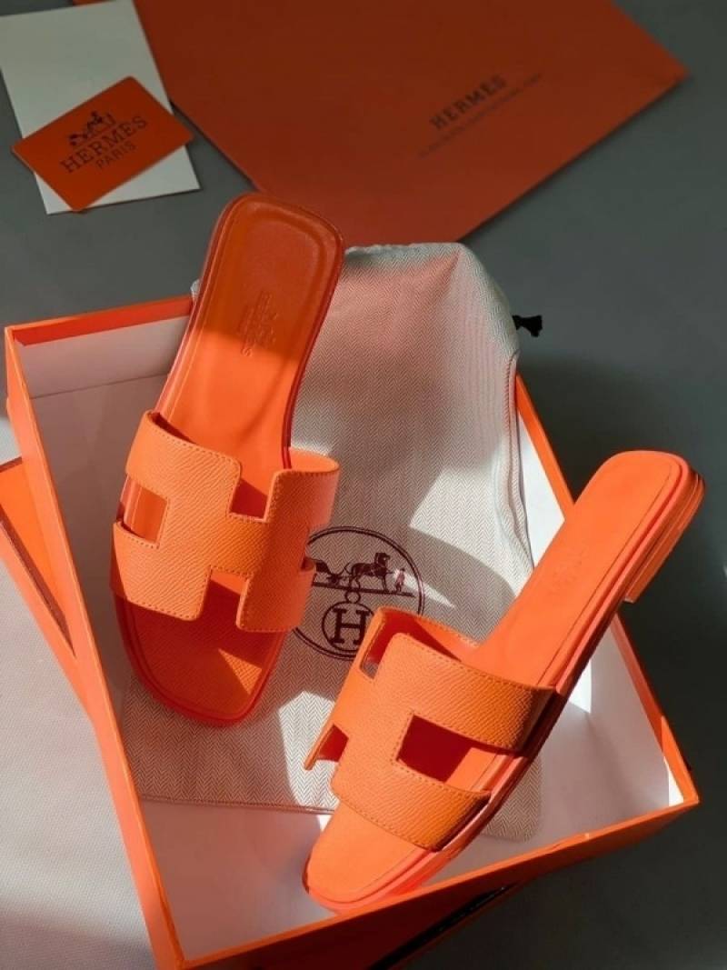 Hermes Paris Oran Flats With OG Box & Carry Bag (Orange - 750)