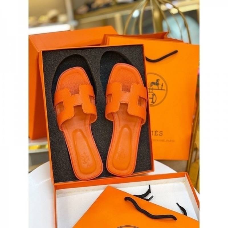 Hermes Paris Oran Flats With OG Box & Carry Bag (Orange - 750)