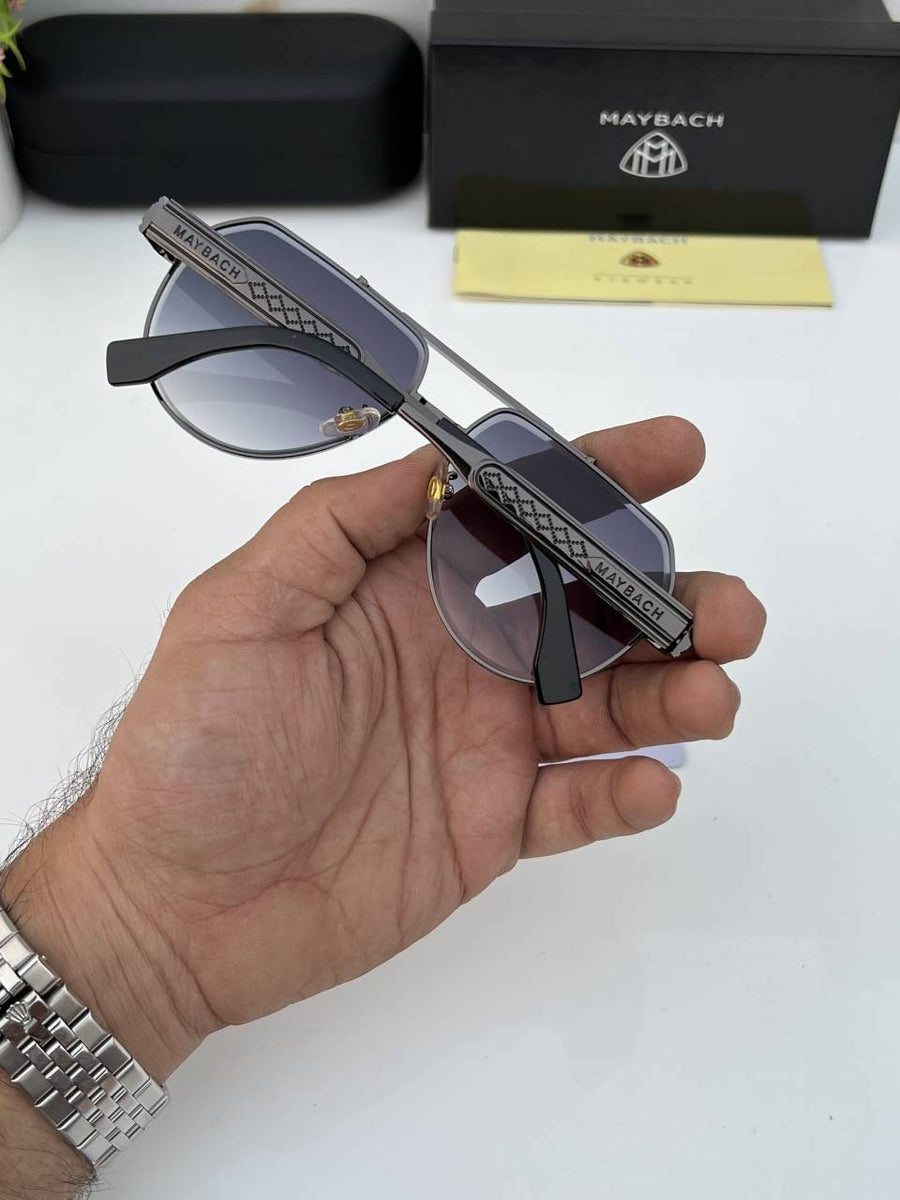 Maybach_72395_black_shaded