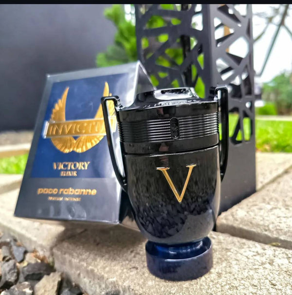 INVICTUS VICTORY ELIXIR PARFUM INTENSE