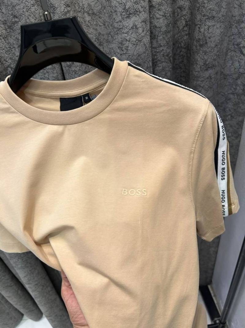 HugXox BosXs IMPORTED STORE ARTICLE T SHIRT