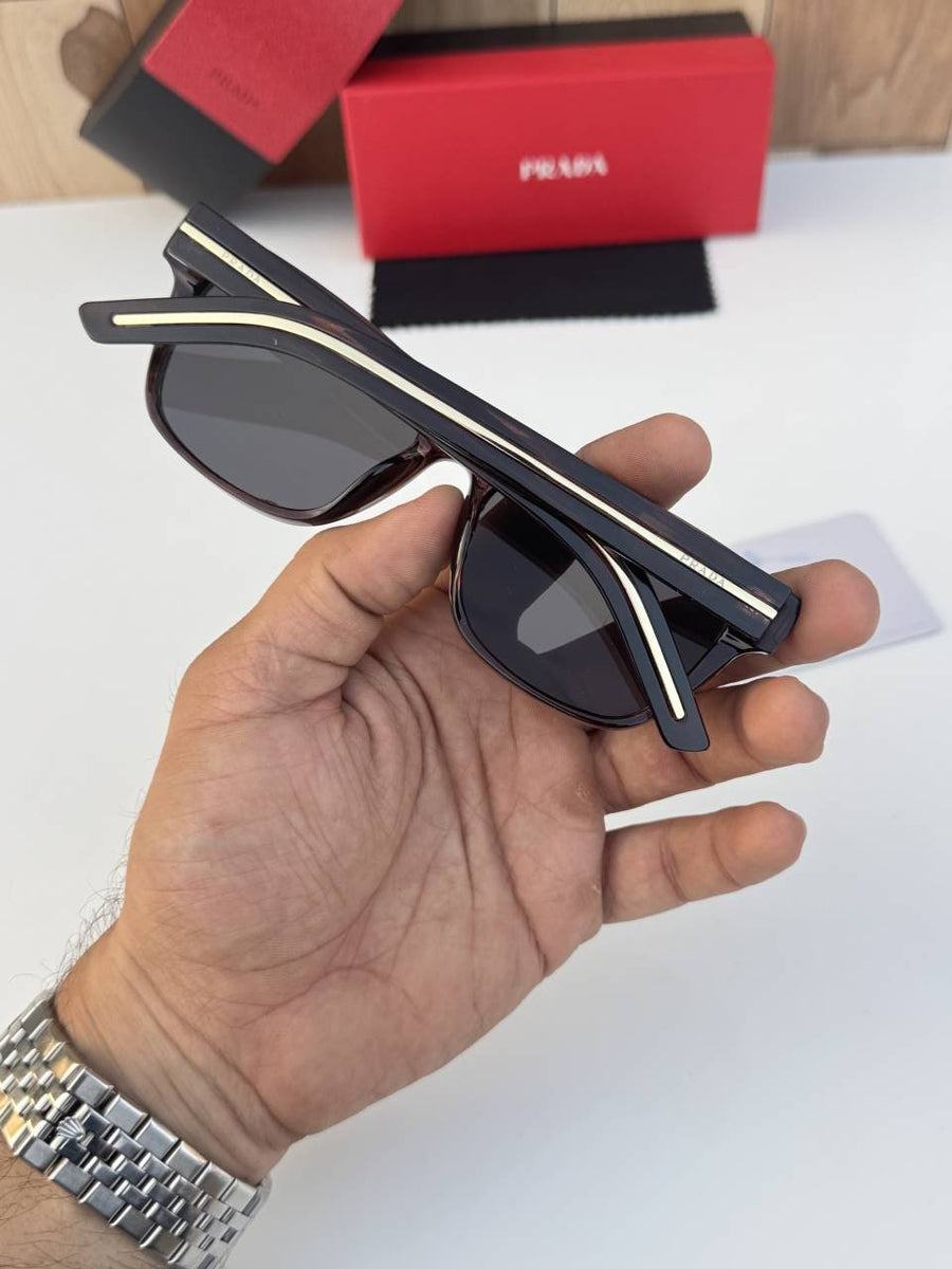 Prada_3490_wooden_black_wayfero