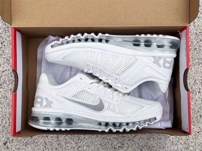 Nike Air Max 2013 Triple White