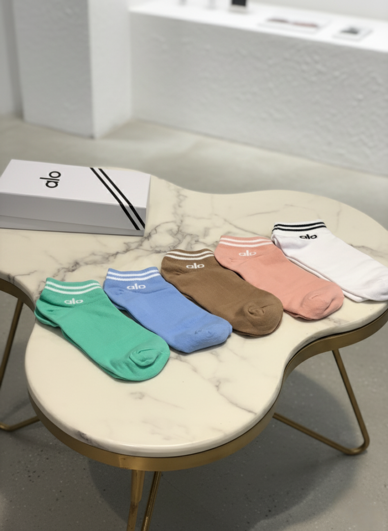 Alo IMPORTED SOCKS 5 PLEASE SET