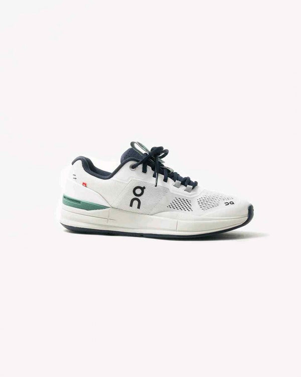 On The Roger Pro Undyed White Aloe 6157