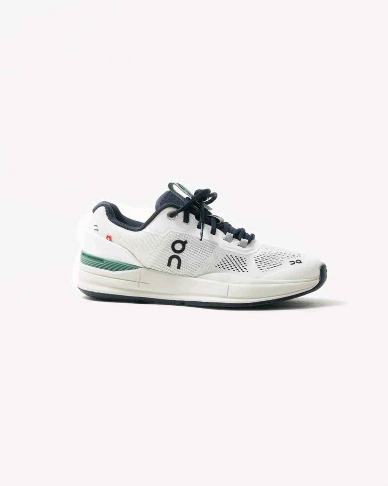 On The Roger Pro Undyed White Aloe 6157