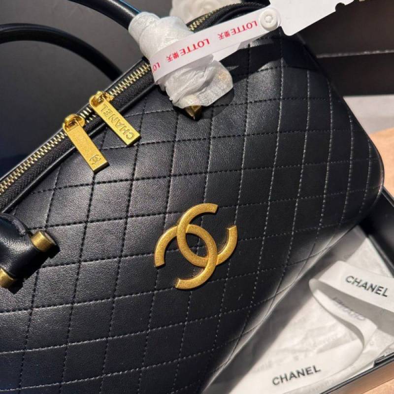 Chanel_Classic_Top_Handle_Premium_Bowling_Bag_With_Dust_Bag_&_Shoulder_Strap_(Black-967)