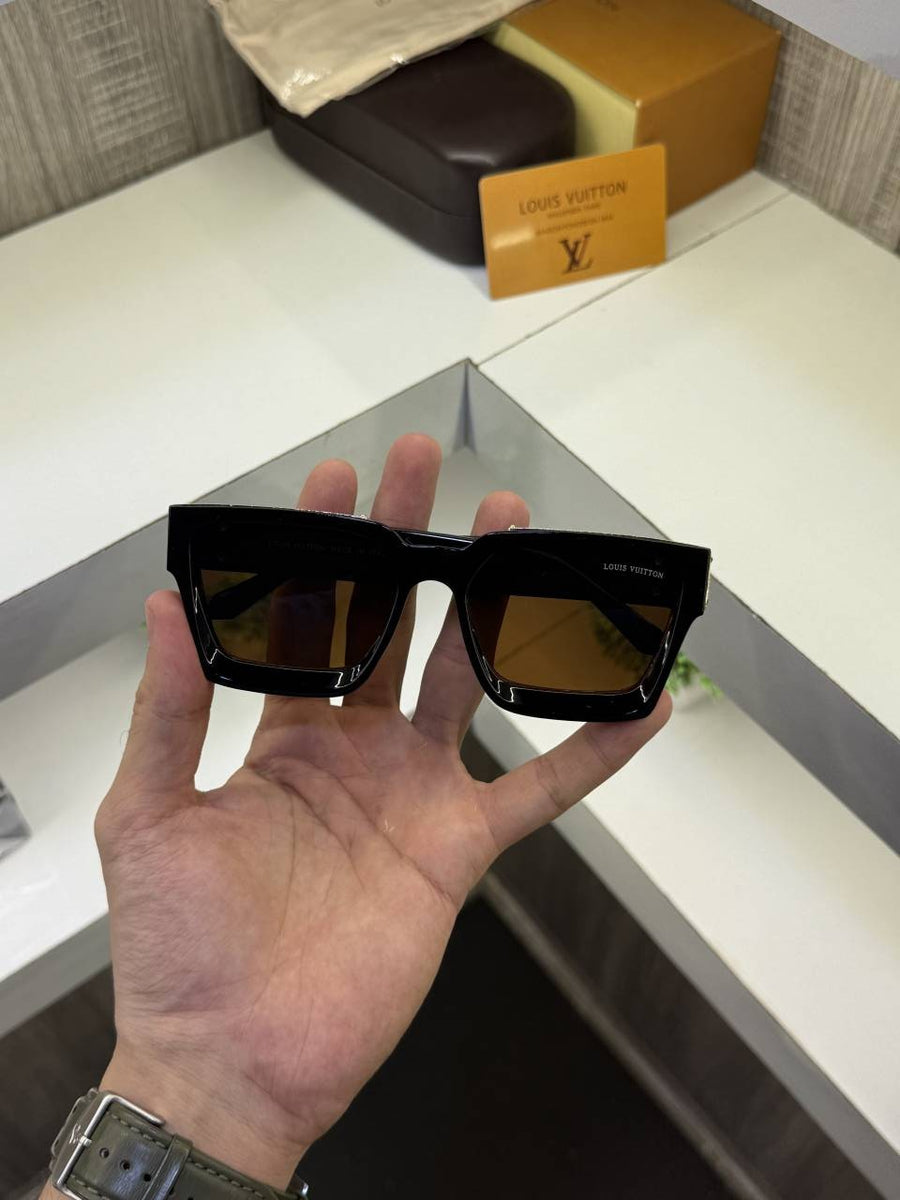 Louis Vuitton 65N Sunglass