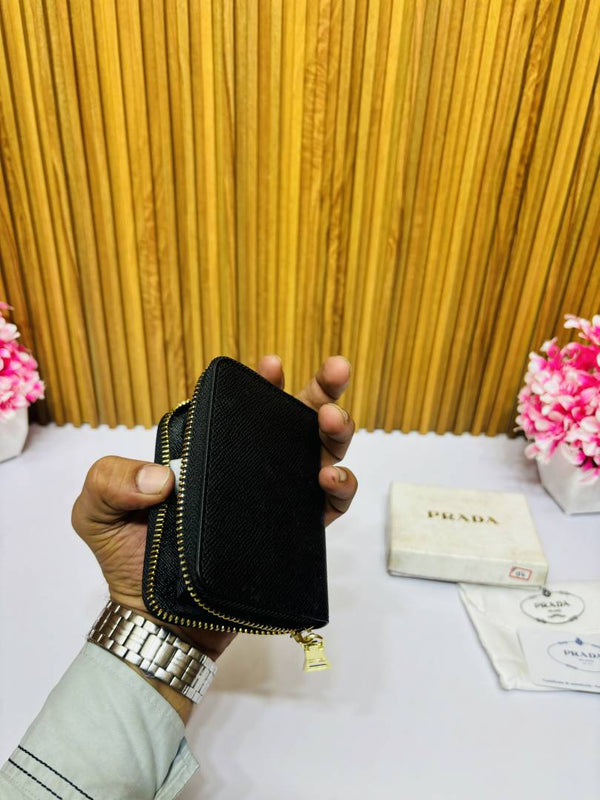 104 PRADDA PREMIUM QUALITY WALLET NO.68