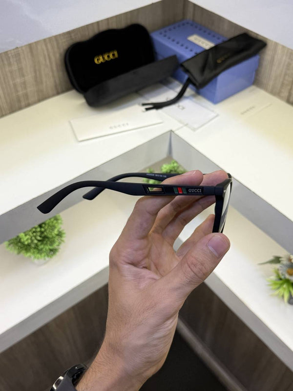 Gucci GG2526 Premium sunglass
