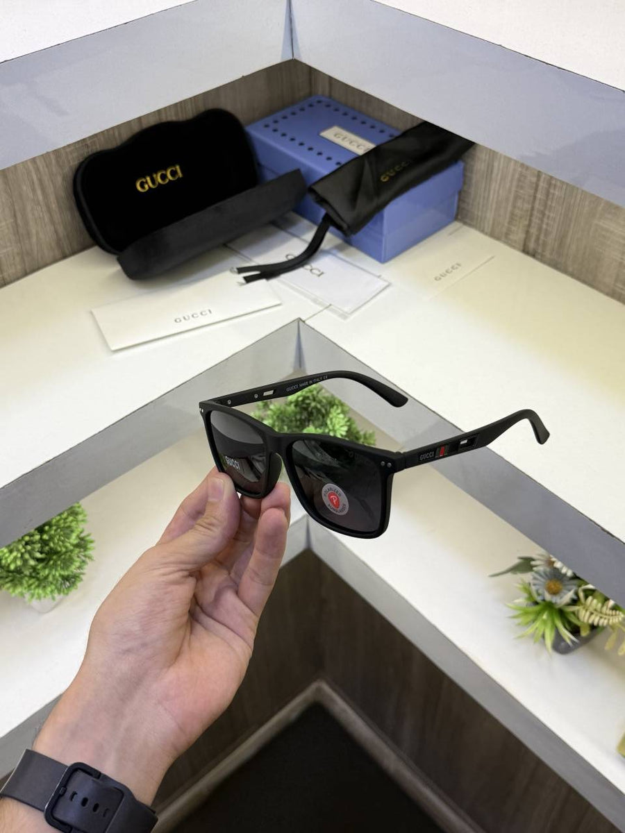 Gucci GG2526 Premium sunglass