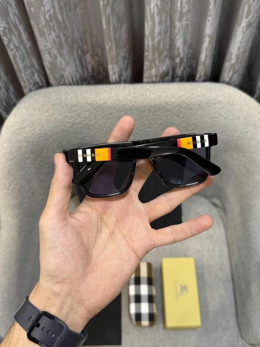 Burberry 2114 Premium sunglass ( Glossy Frame )