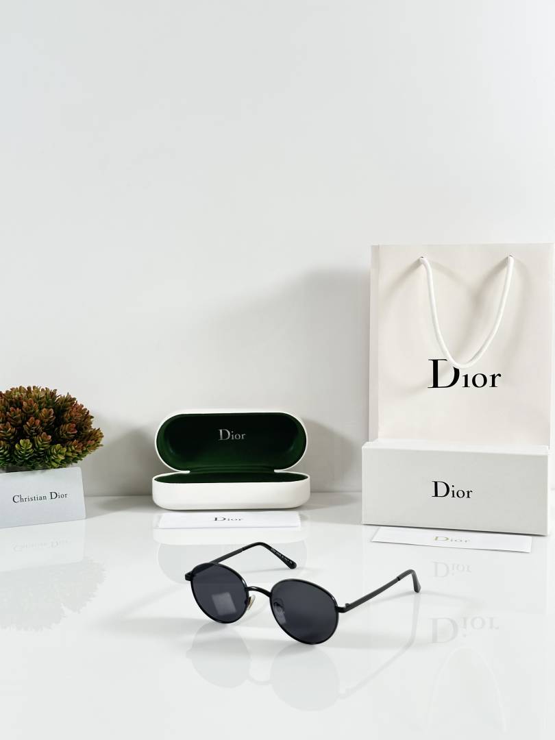 Dior_8172_Black