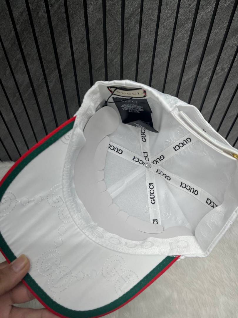 Gucci_1921_Interlocking_Red_And_Green_Stripes_Premium_Unisex_Cap_With_Safety_Box