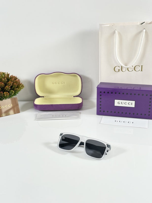 GG 534 Ice Black
