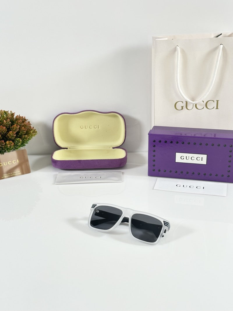 GG 534 Ice Black