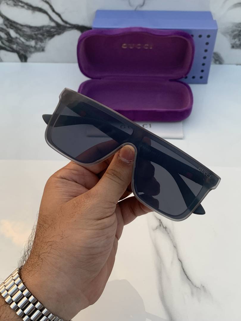 Gucci_21016_grey