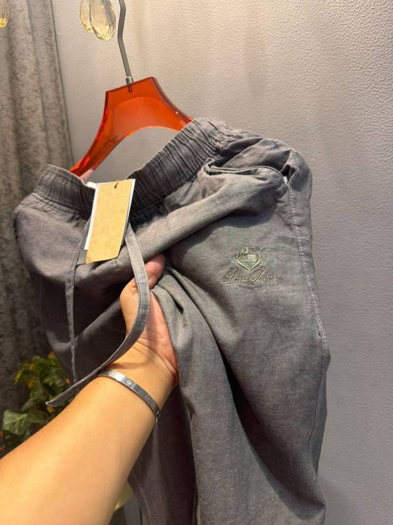LORO PIANA IMPORTED STORE ARTICLE JEANS