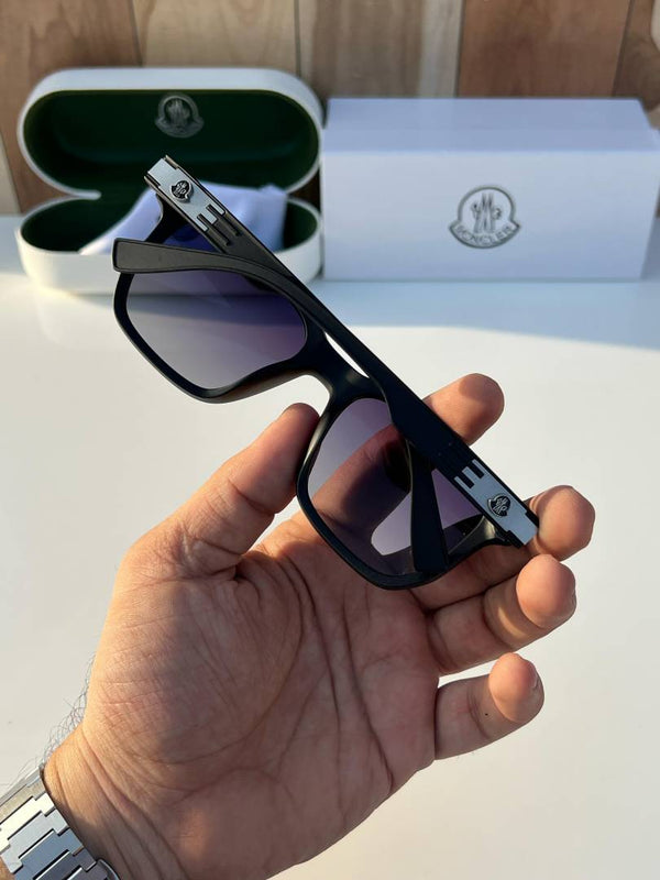 Moncler_7507_black_shaded