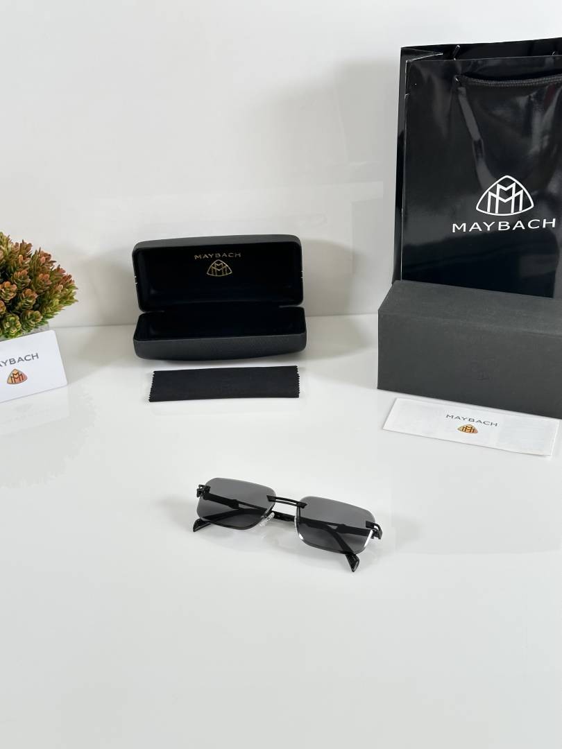 Maybach 1016 Black