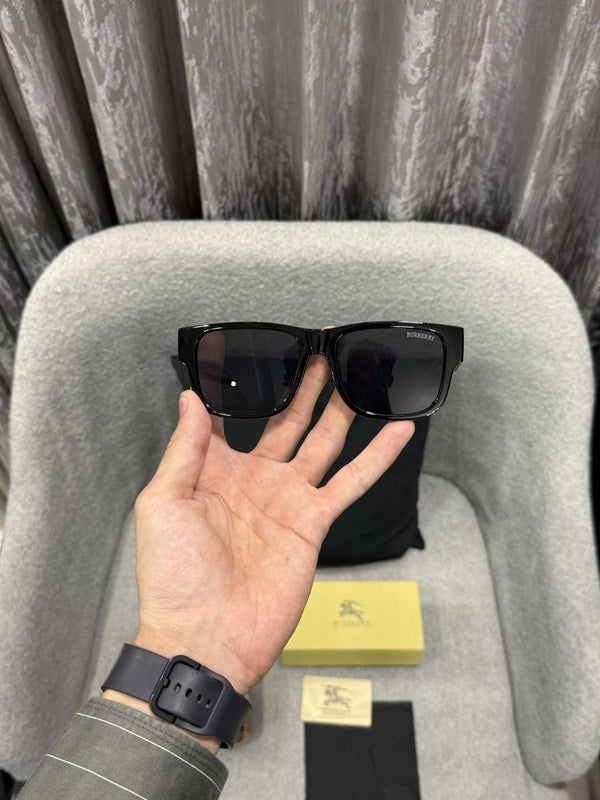 Burberry 4358 Premium sunglass
