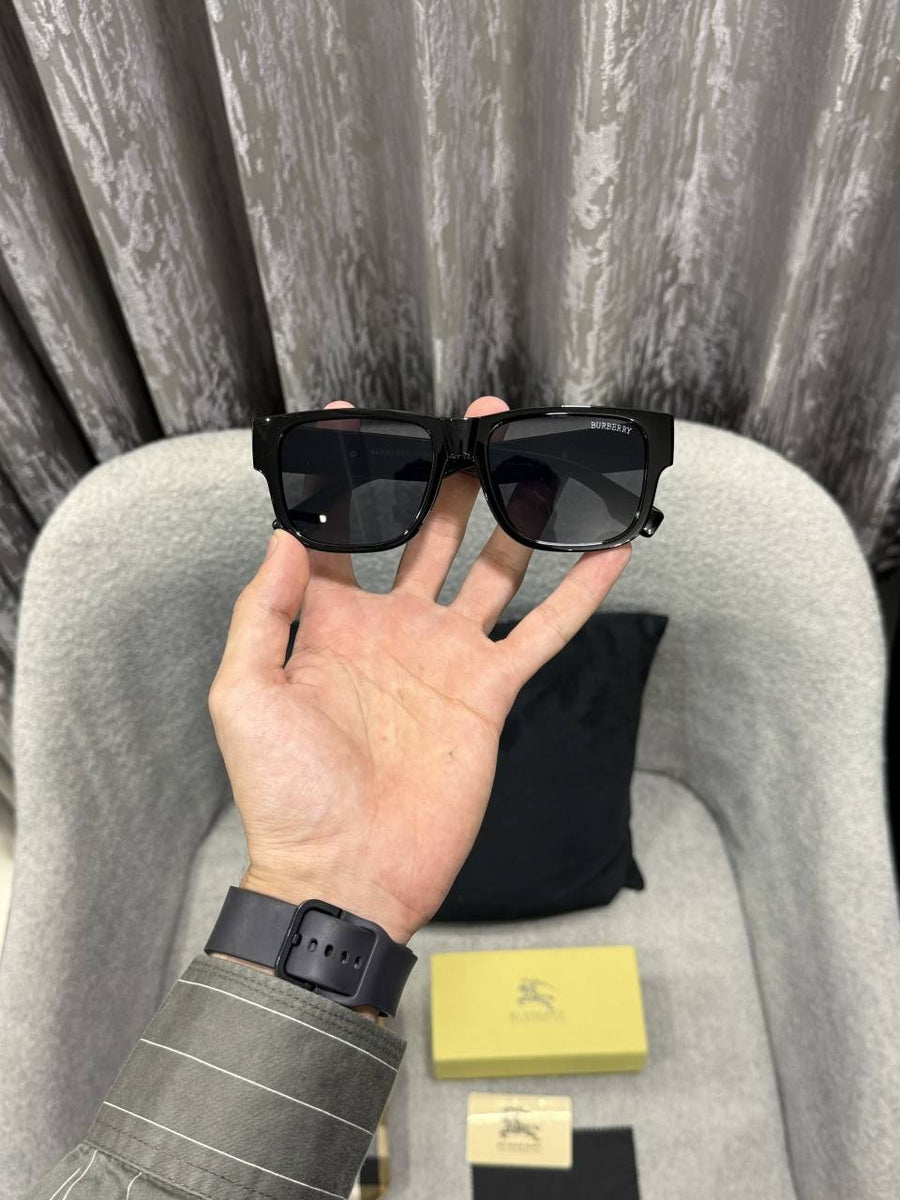Burberry 4358 Premium sunglass