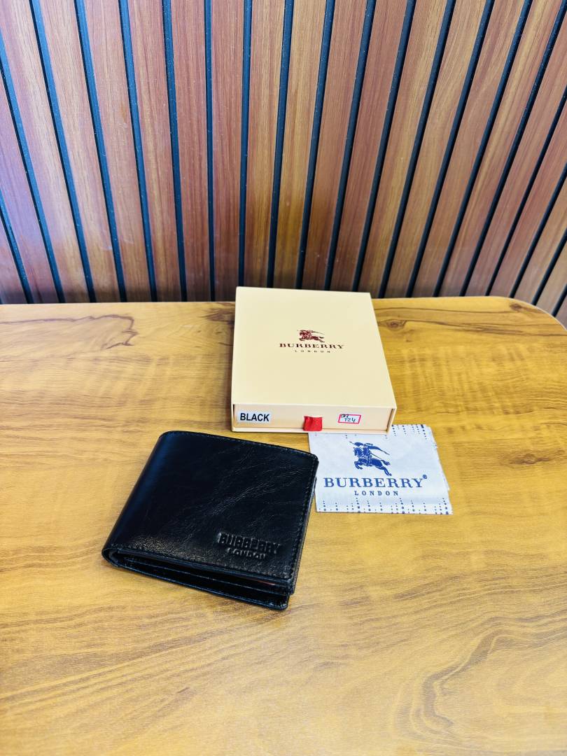 124 BURBERY PREMIUM QUALITY WALLET