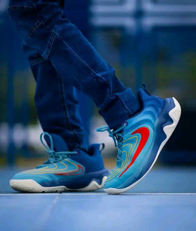 Nike Giannis Immortality 4 JR