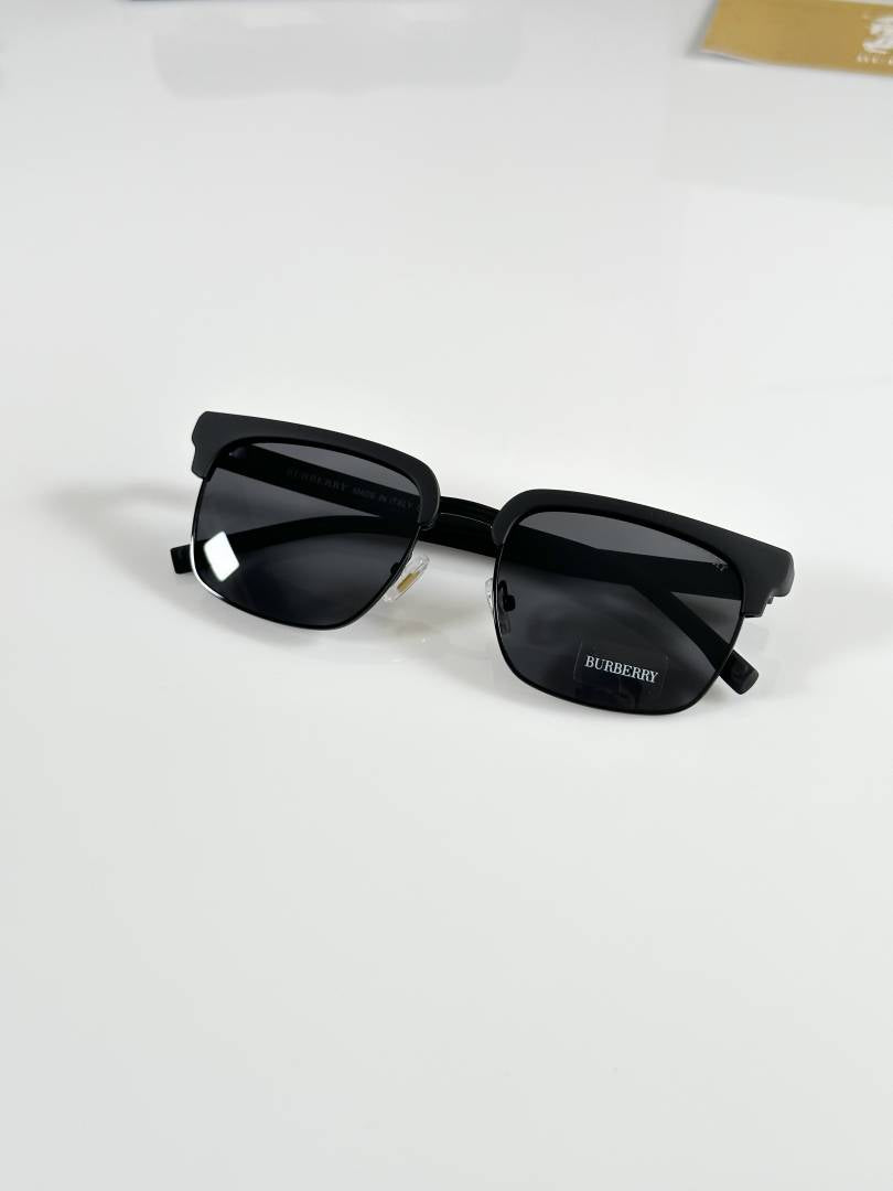 BB 2821 Black