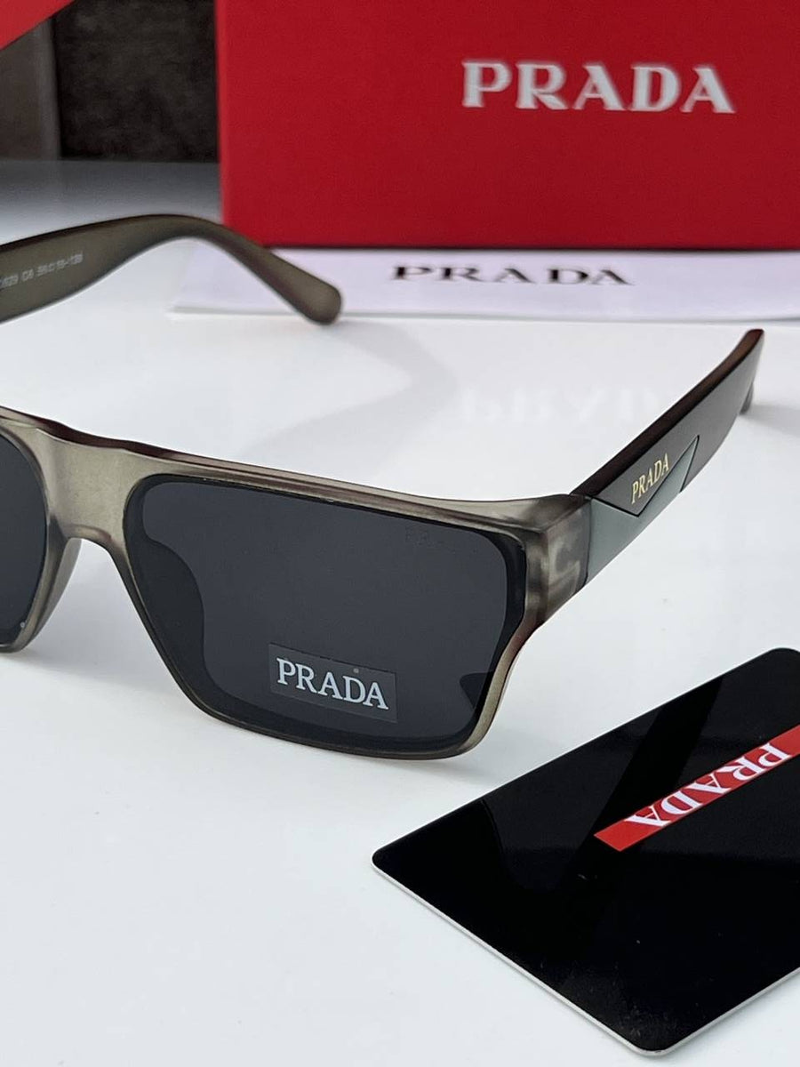 Prada_629_green