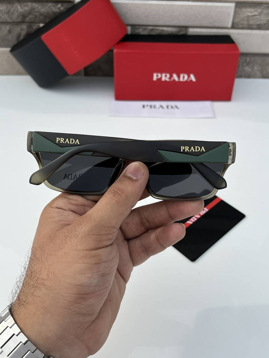Prada_629_green
