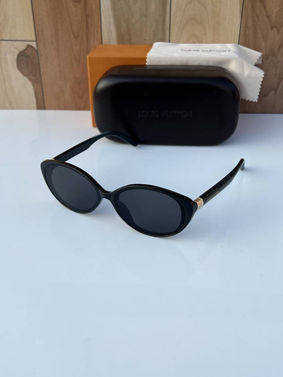 Louis Vuitton_2877_black