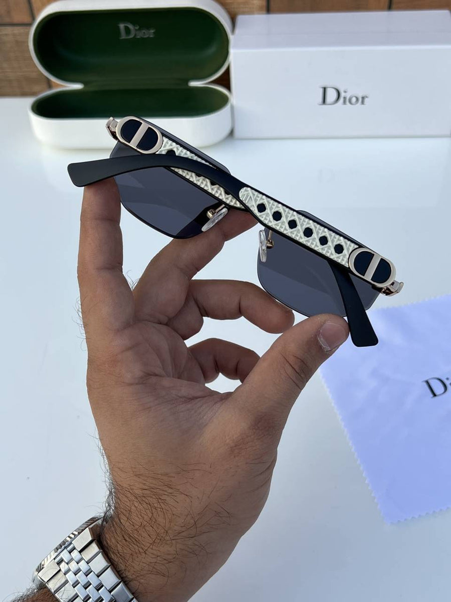 Dior_577_gold_black