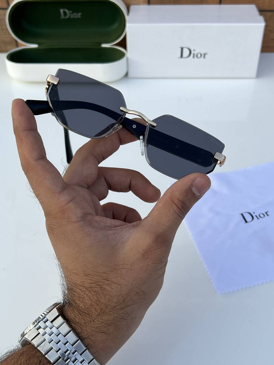 Dior_577_gold_black