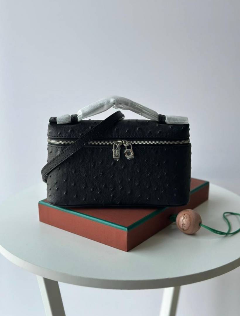 Loro Piana Extra Pocket L19 Ostrich Leather Crossbody Bag With Original Box Dust Cover