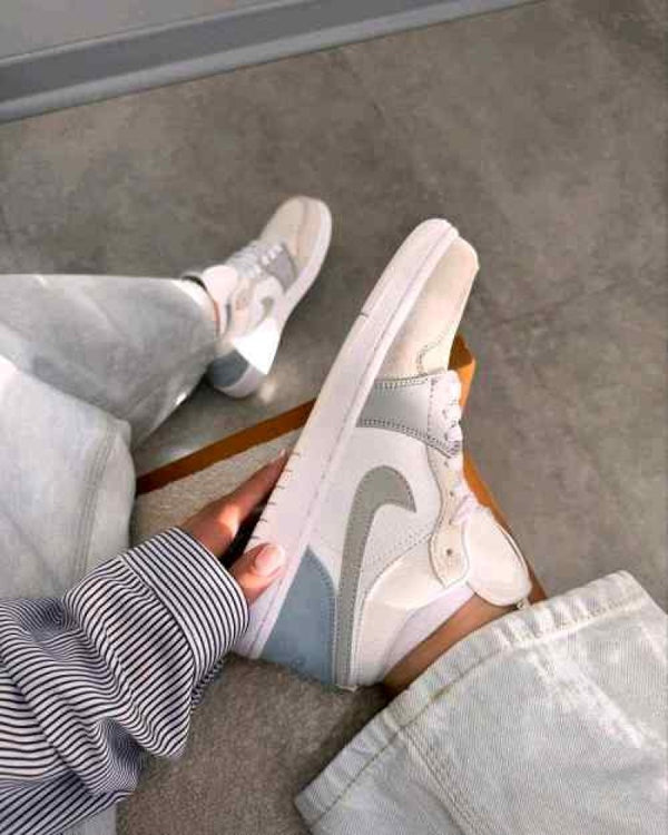 Nike Air Jordan 1 Low Paris 1058
