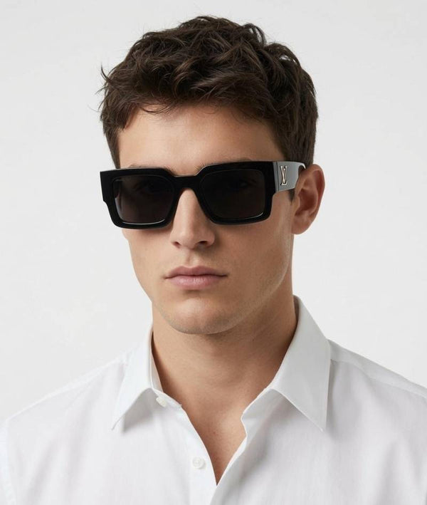 Louis Vuitton 0646 Black