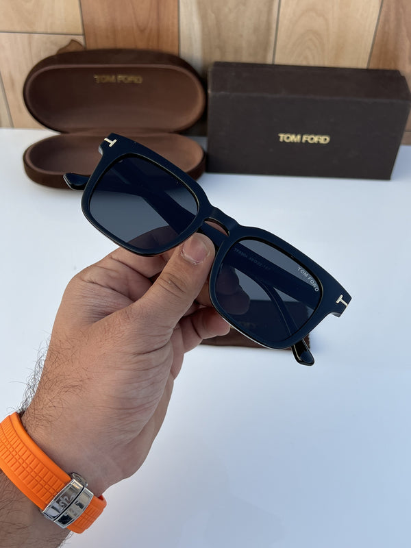 Tom forr_8804_black